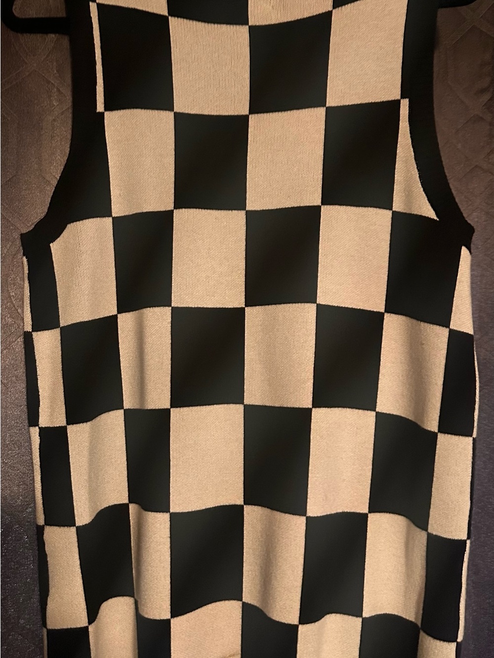 Sleeveless Black and White Checkered Vest